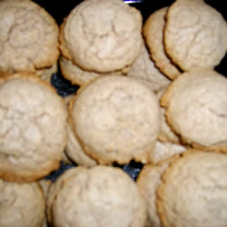 Spicy Oatmeal Raisin Cookies